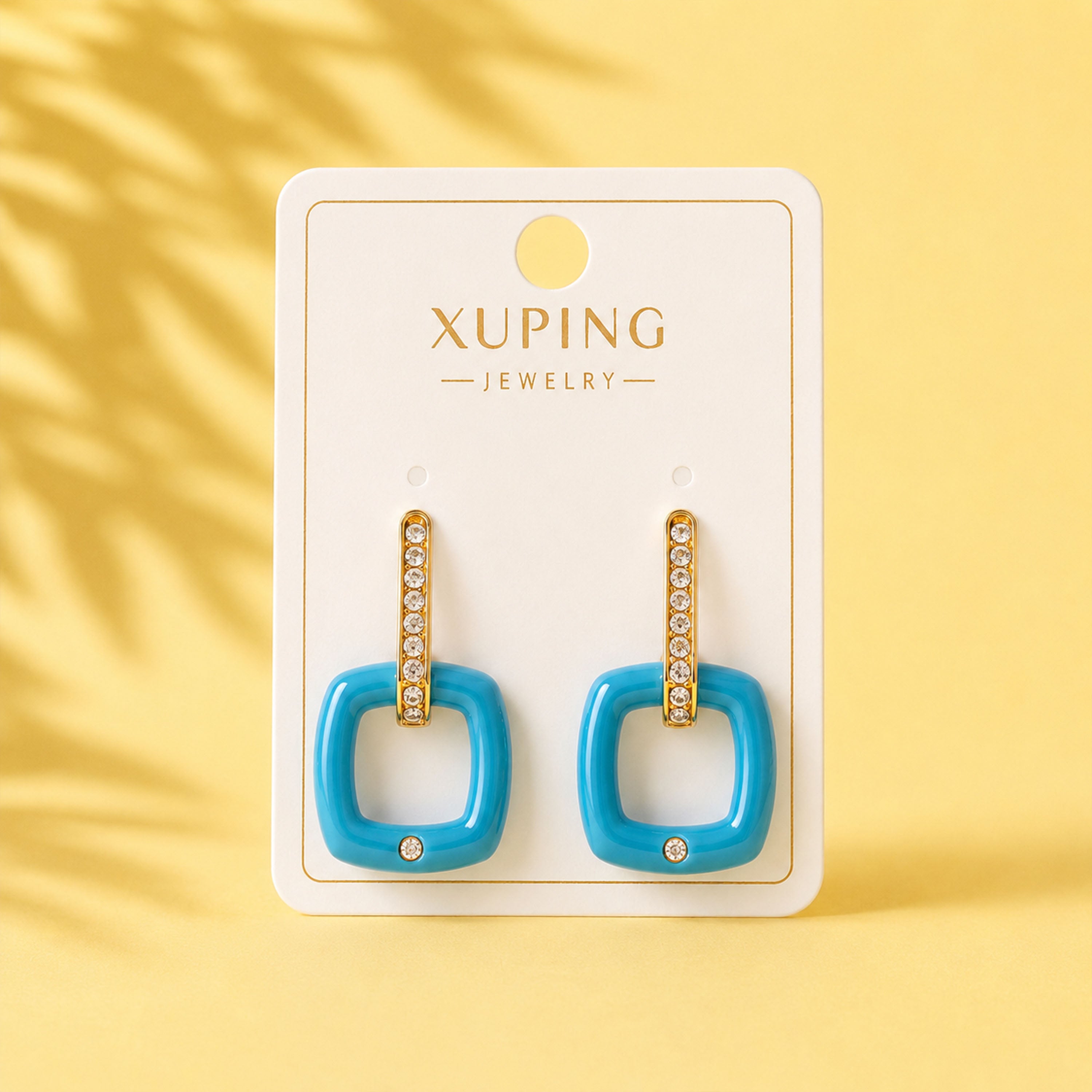 ELEGANT CRYSTAL EARRINGS